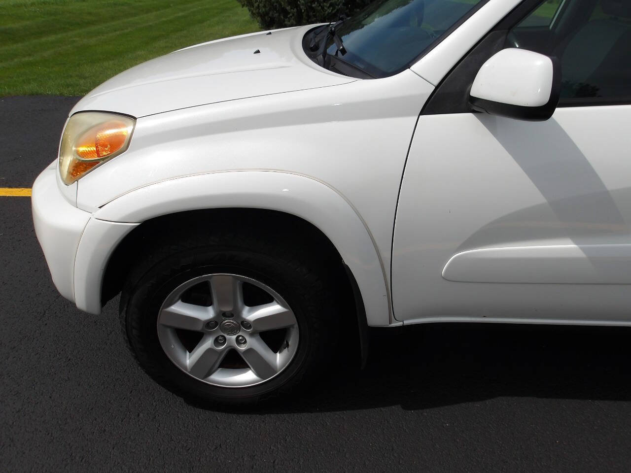 Used 2005 Toyota RAV4 4WD image 28