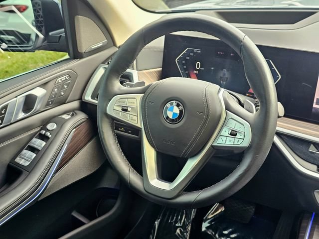 Used 2024 BMW X7 xDrive40i w/ Executive Package AWD/4WD image 31