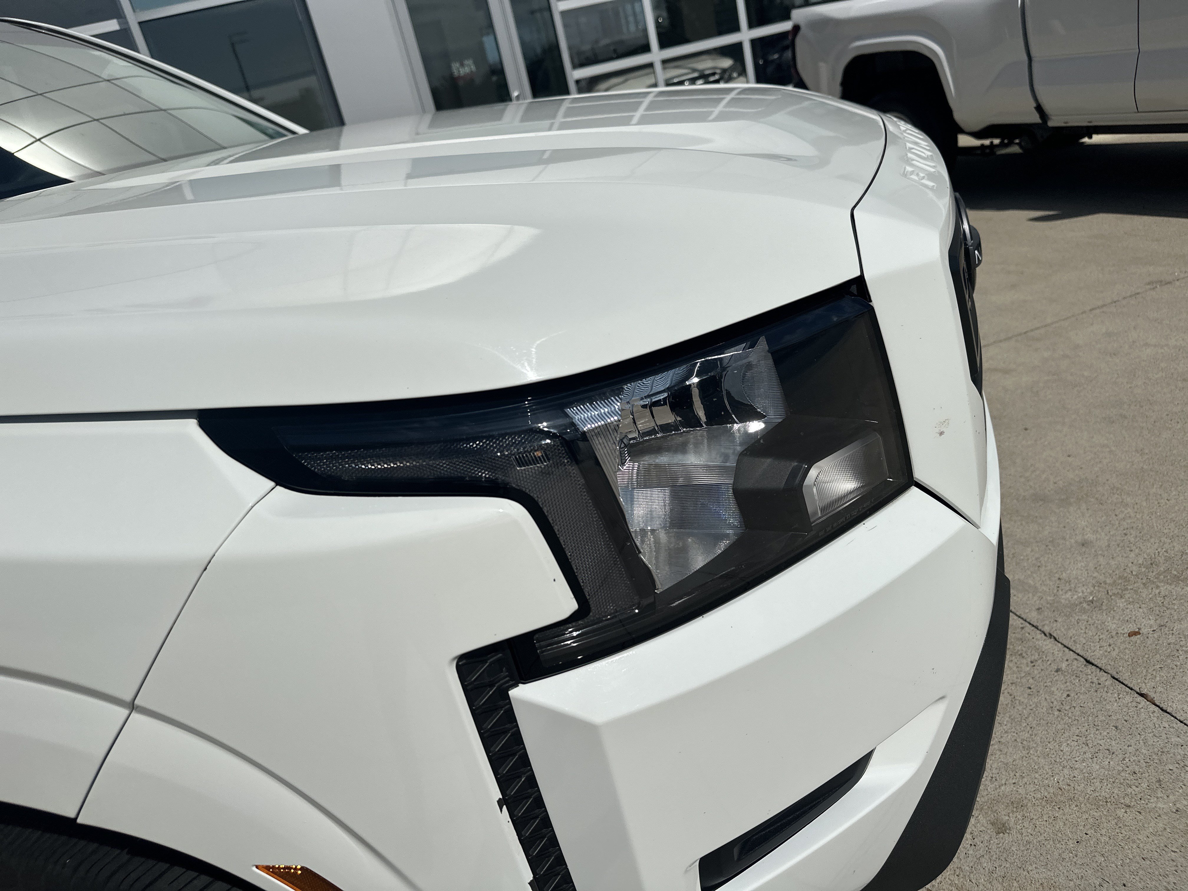 Used 2022 Nissan Frontier SV w/ Technology Package AWD/4WD image 11