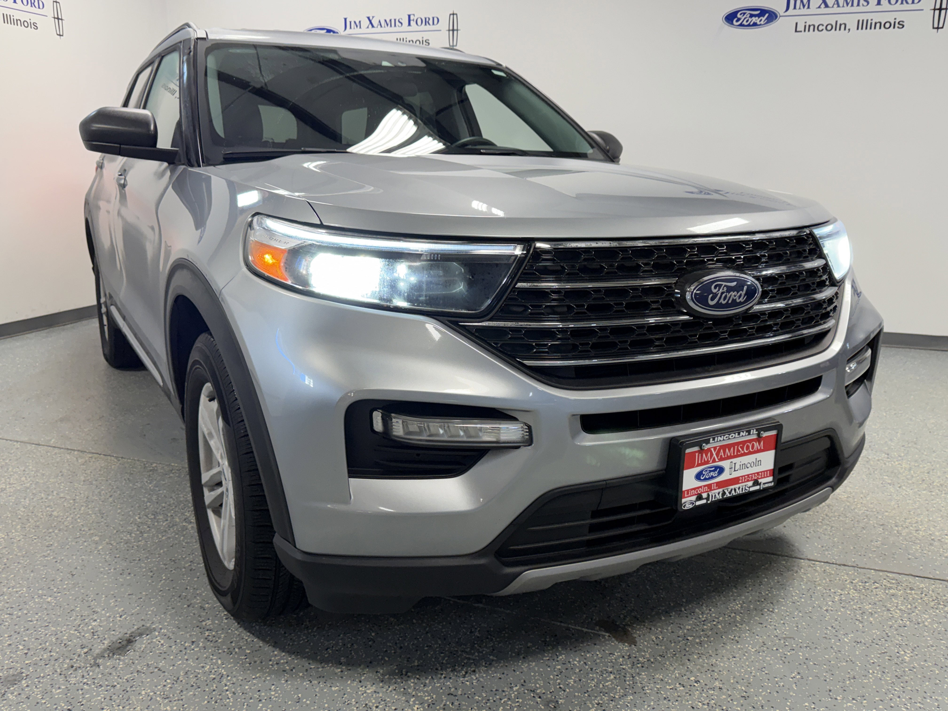 Used 2023 Ford Explorer XLT w/ Equipment Group 202A image 35