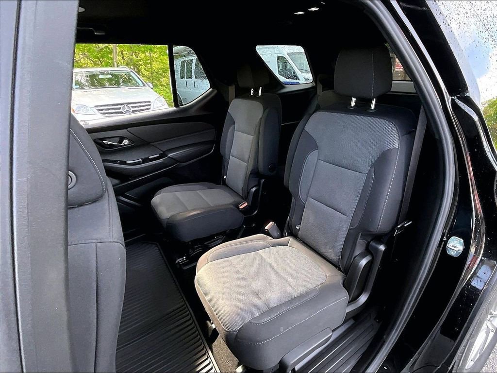 Used 2023 Chevrolet Traverse LT AWD/4WD image 14