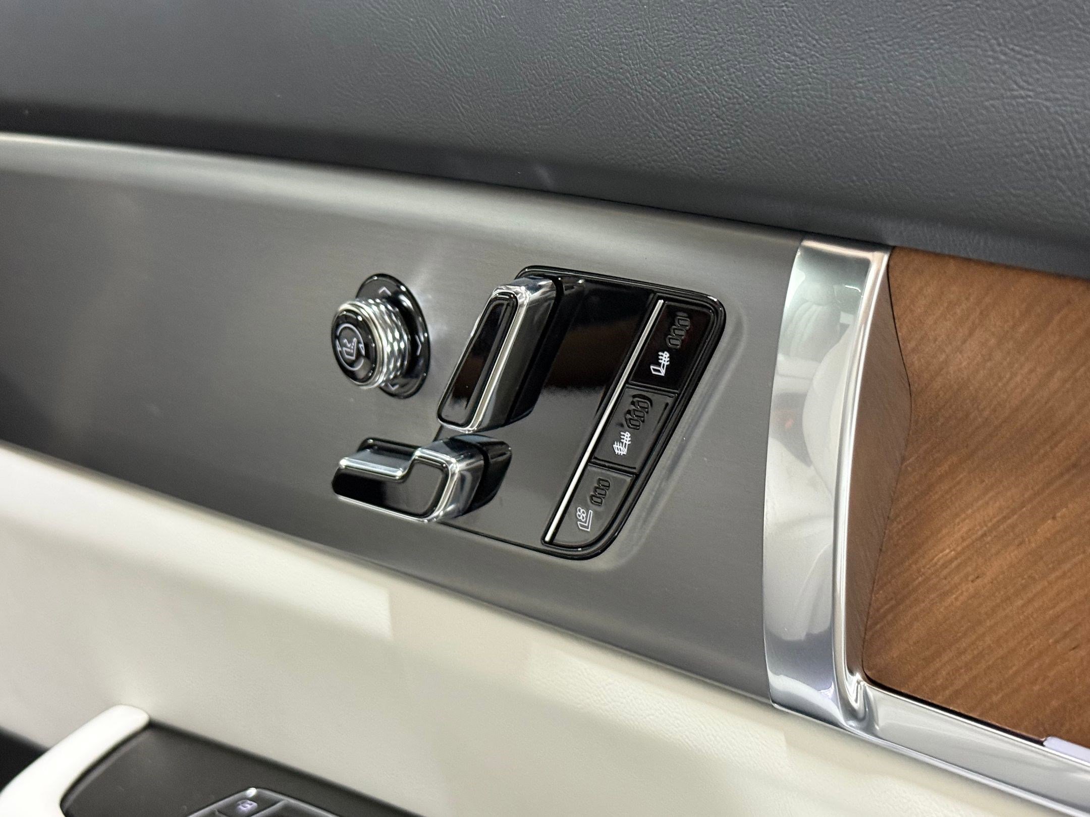 New 2026 Cadillac Vistiq Sport image 51