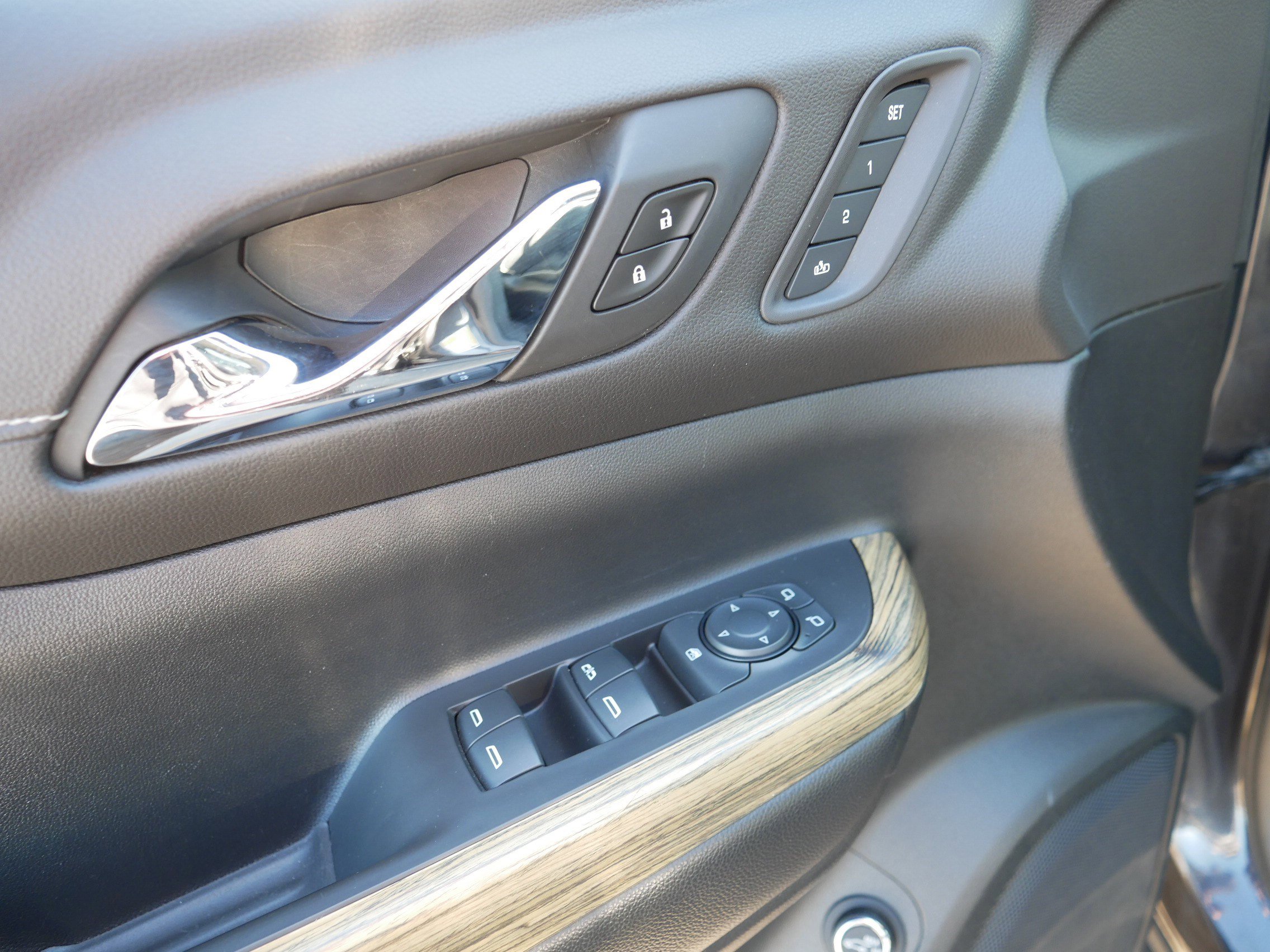 Used 2019 GMC Acadia Denali w/ Technology Package image 19