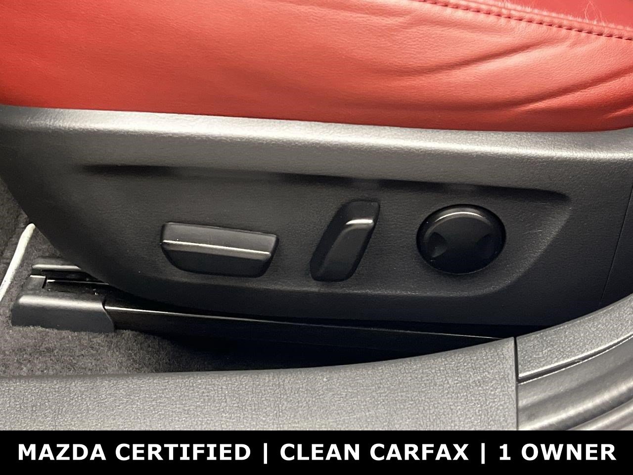 Certified 2026 MAZDA MAZDA3 Carbon AWD/4WD image 11