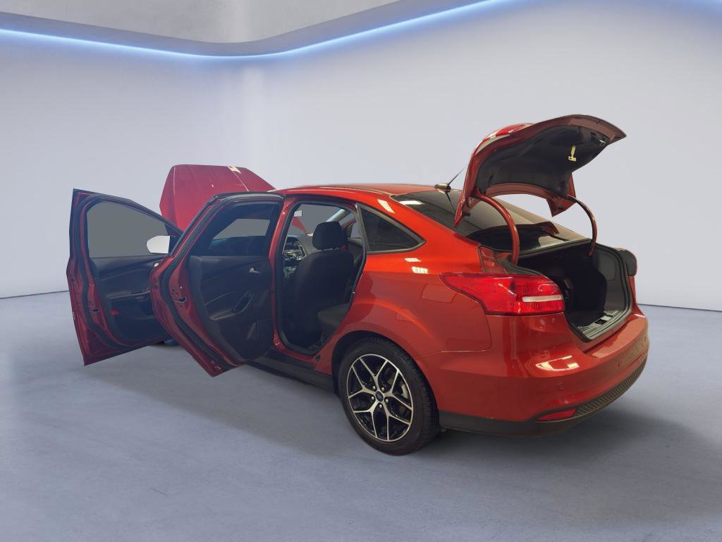 Used 2018 Ford Focus SEL FWD image 10