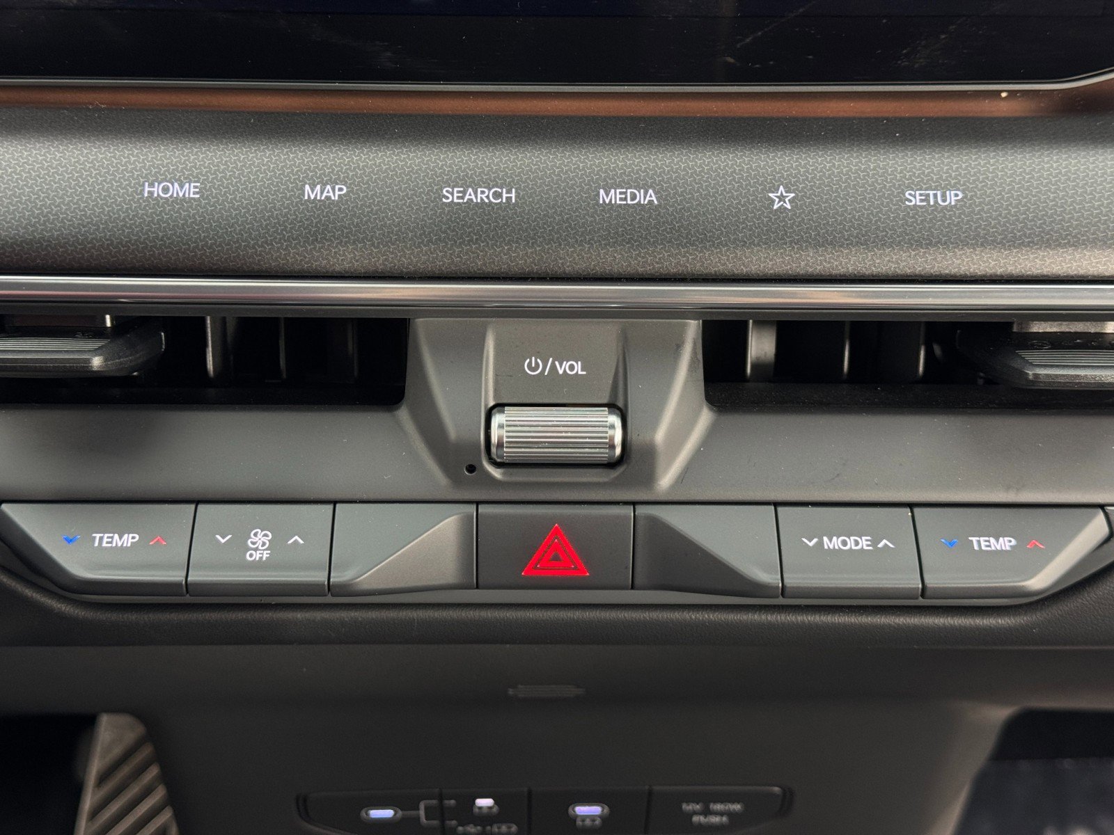 Used 2024 Kia EV9 GT-Line image 37