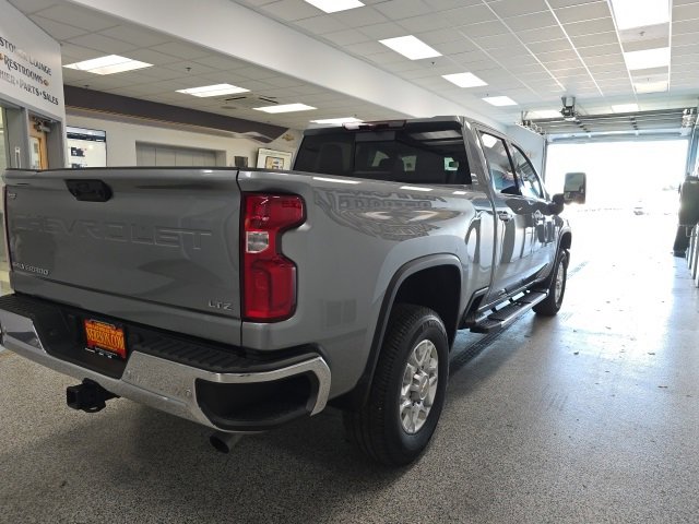 Used 2024 Chevrolet Silverado 2500 LTZ w/ LTZ Plus Package image 7