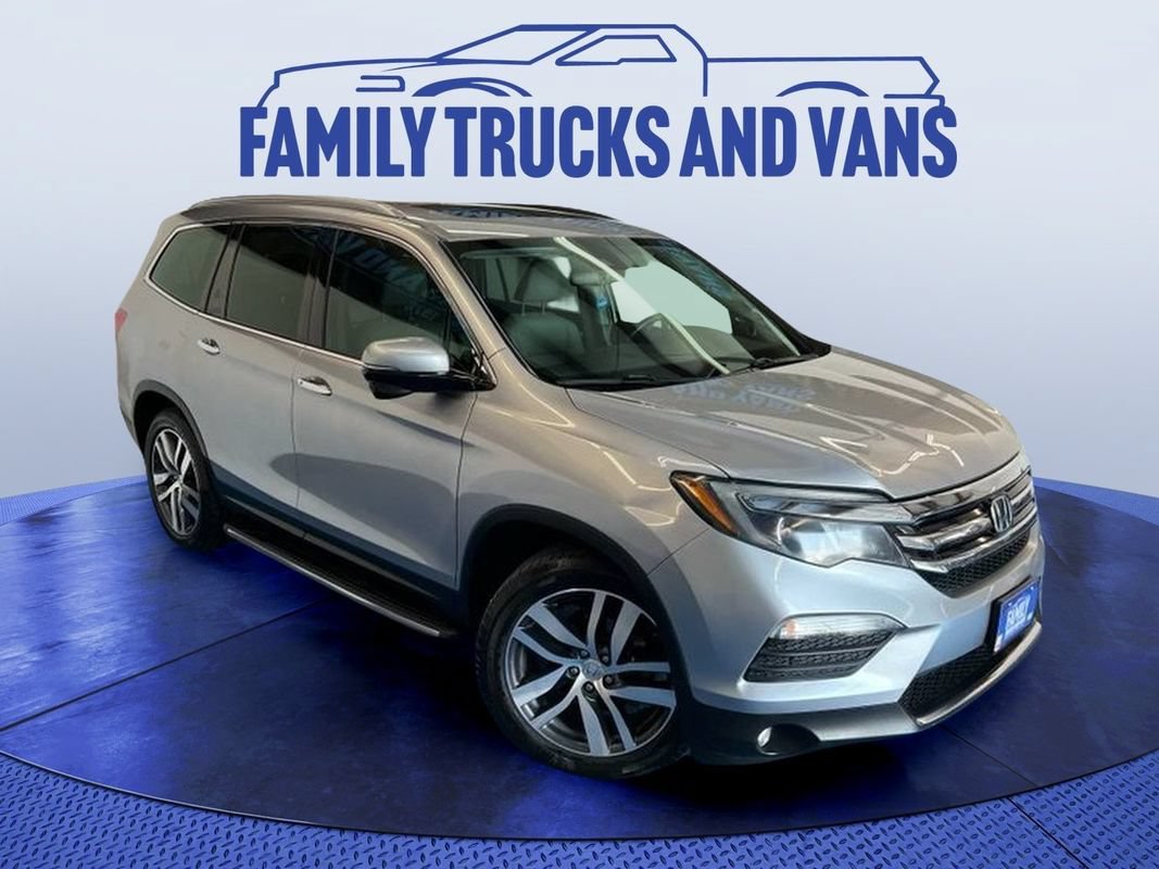 Used 2017 Honda Pilot Touring image 5