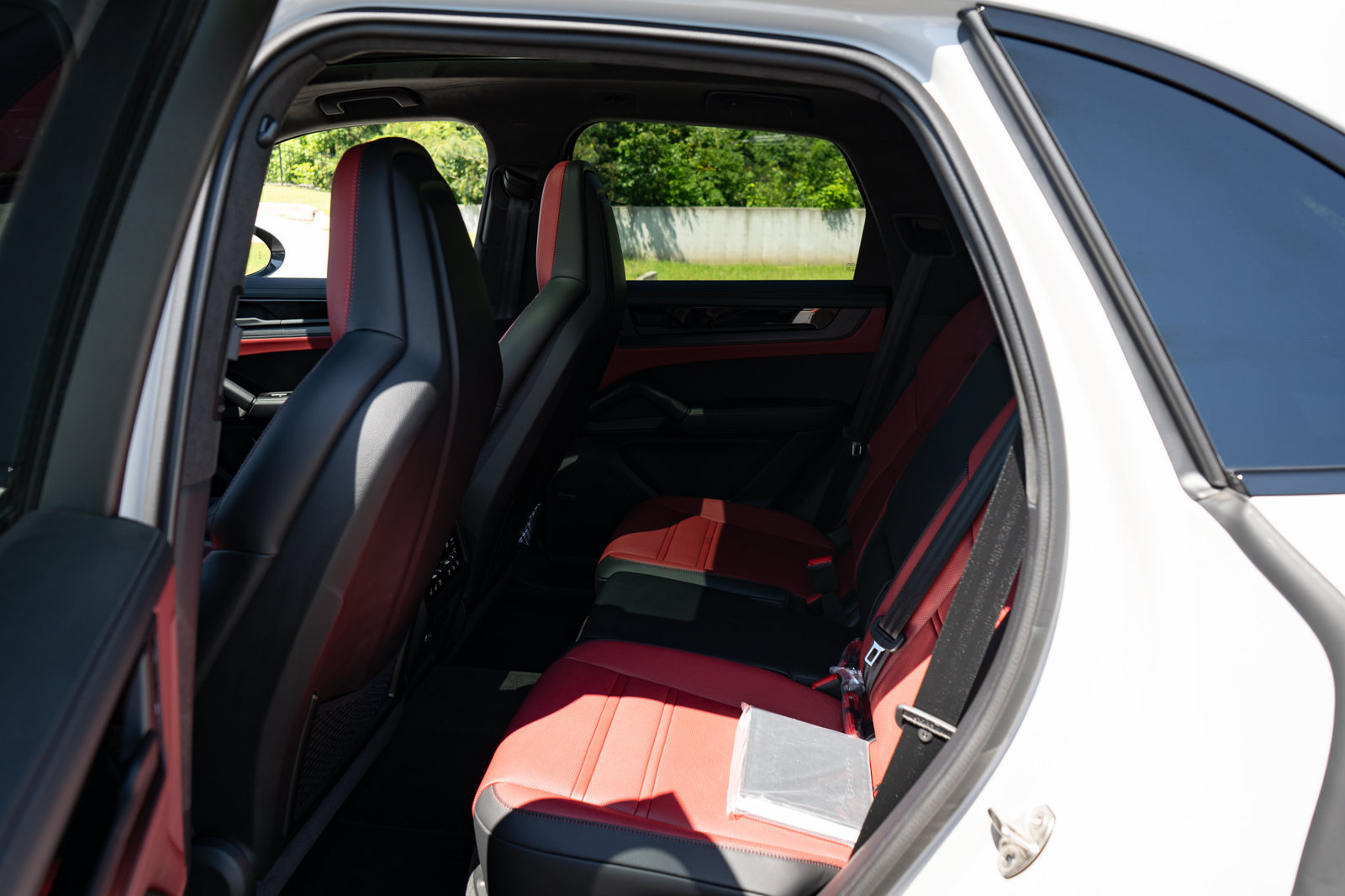Used 2023 Porsche Cayenne GTS AWD/4WD image 40