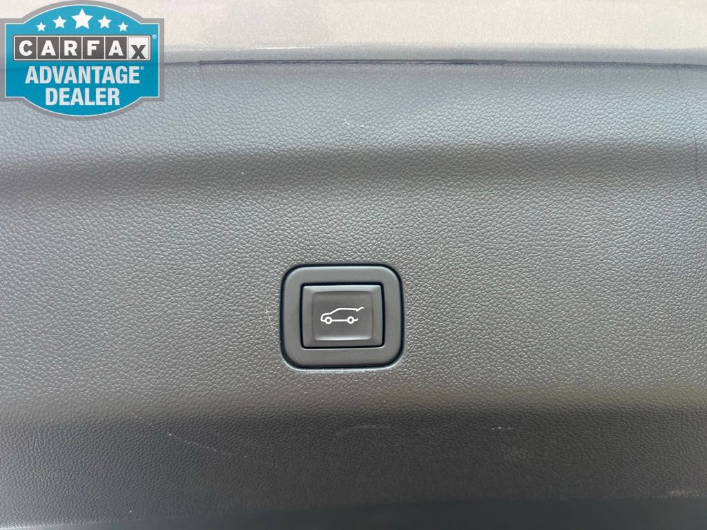 Used 2023 Chevrolet Tahoe RST w/ Luxury Package AWD/4WD image 29