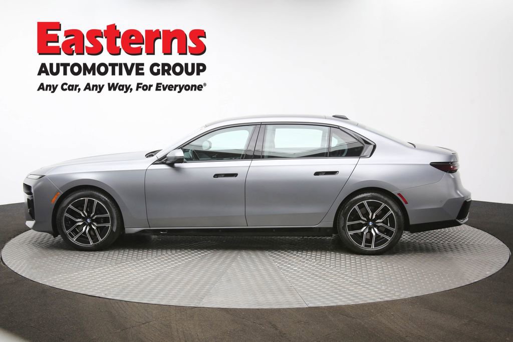 Used 2023 BMW 740i w/ Executive Package image 64