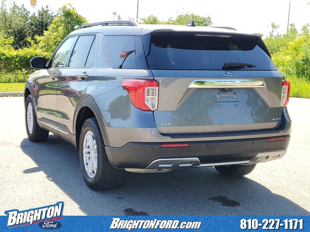 Used 2023 Ford Explorer XLT w/ Equipment Group 202A AWD/4WD image 3