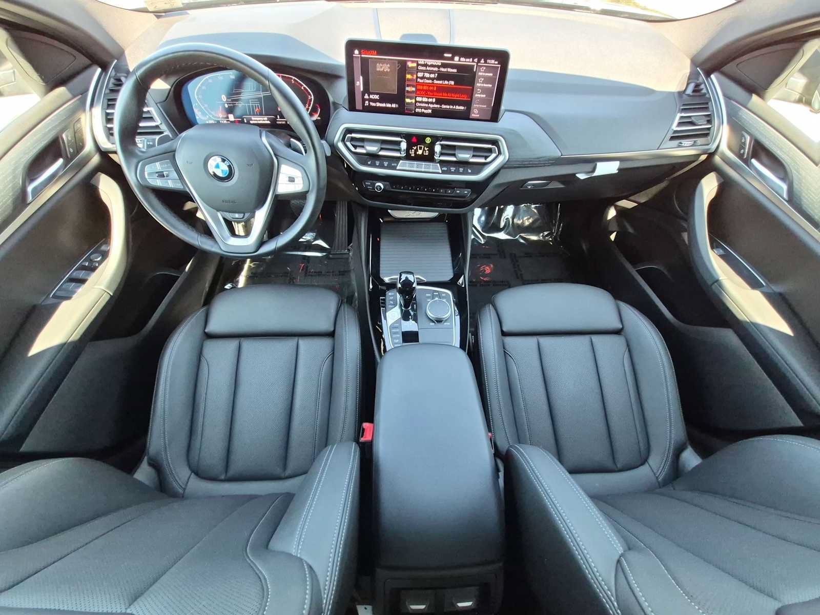 Used 2023 BMW X4 xDrive30i w/ Premium Package AWD/4WD image 16