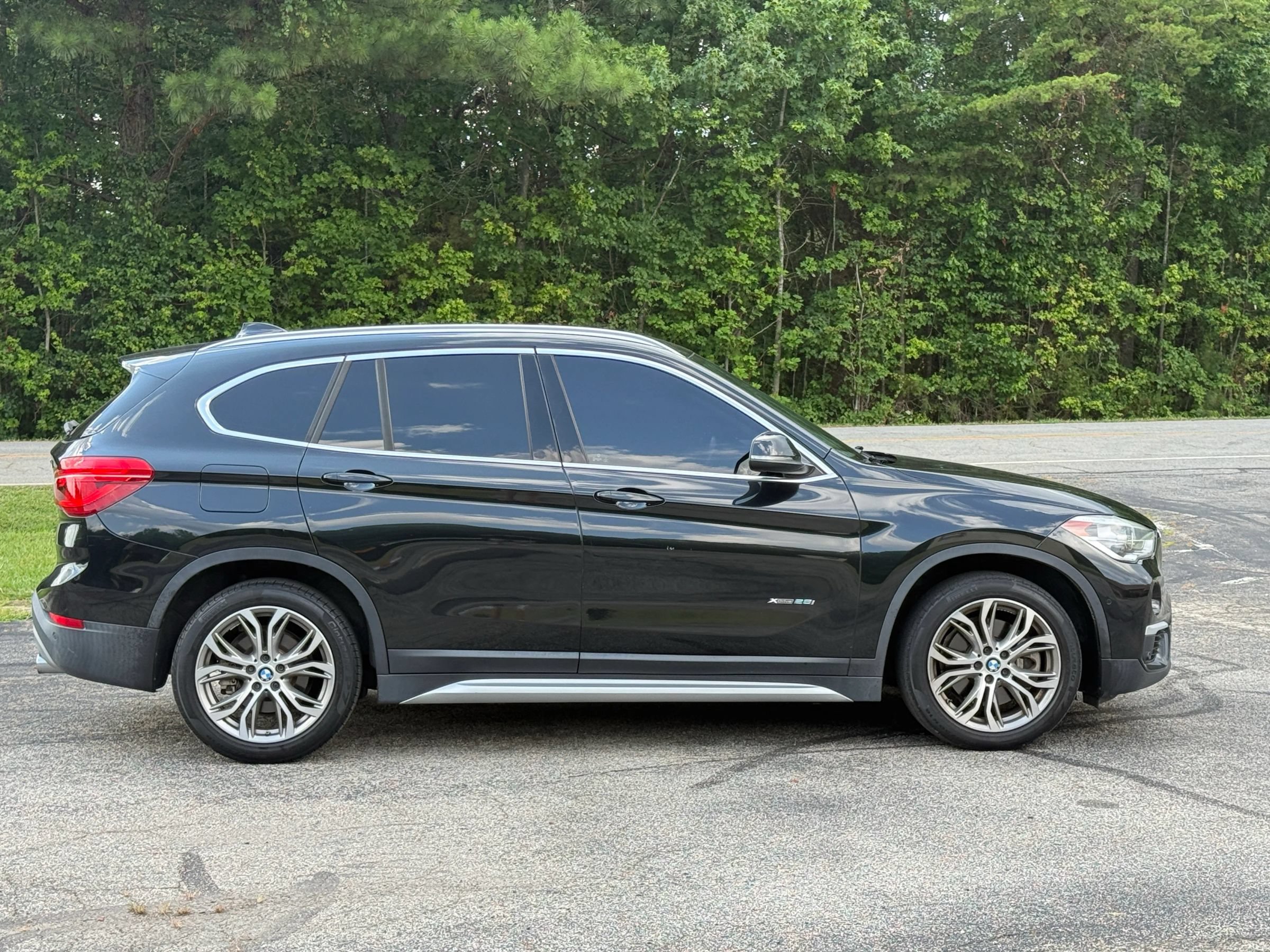 Used 2016 BMW X1 xDrive28i AWD/4WD image 3