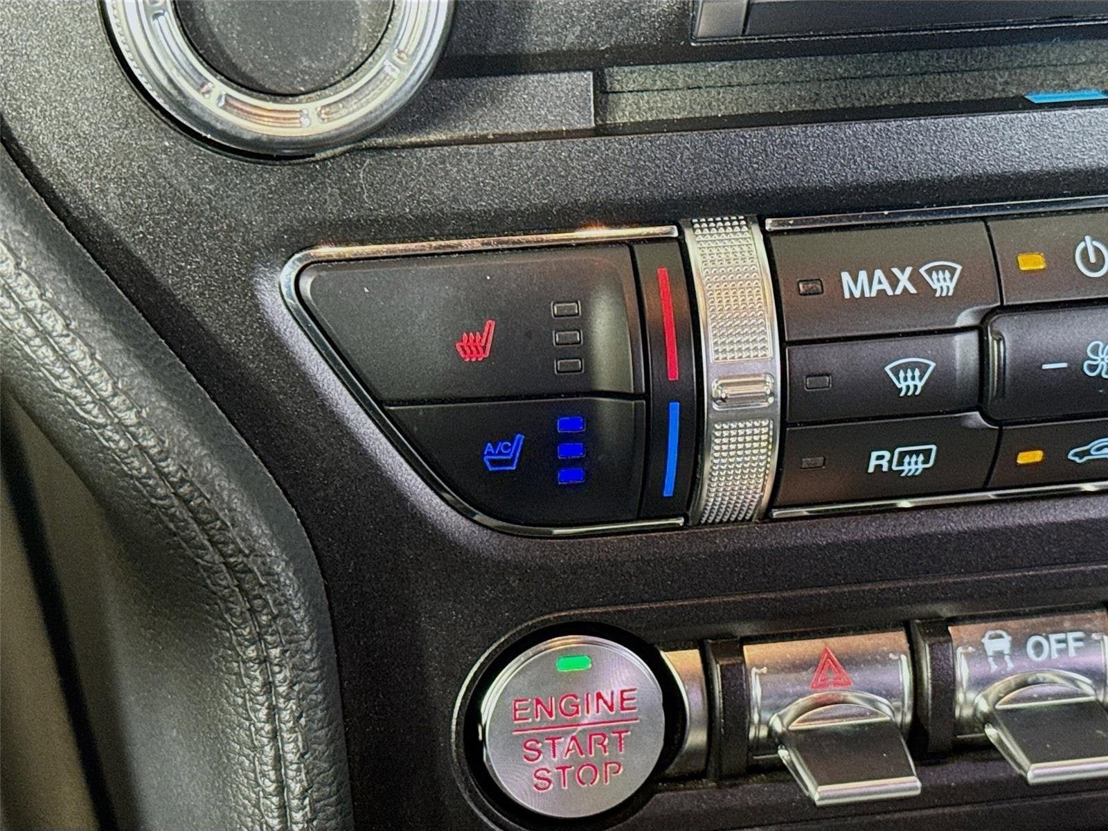 Used 2019 Ford Mustang GT Premium w/ Carbon Sport Interior Package RWD image 22