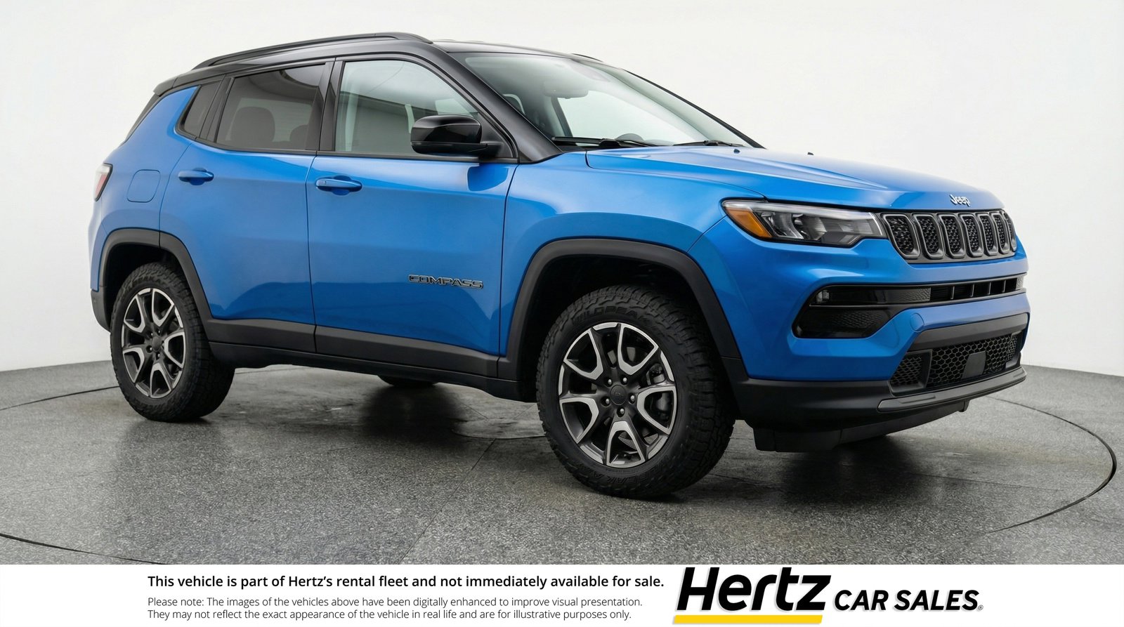 Used 2025 Jeep Compass Trailhawk image 1