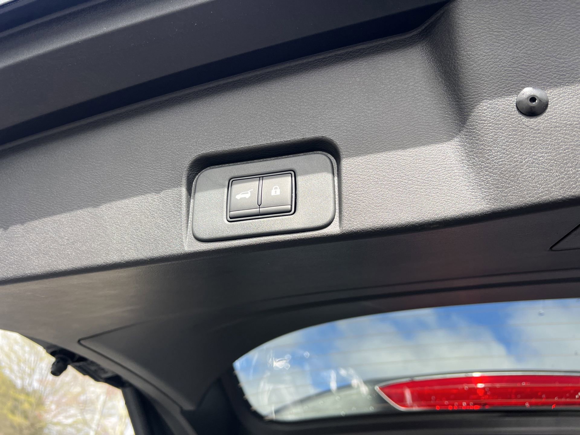 New 2026 Nissan Rogue SV FWD image 21