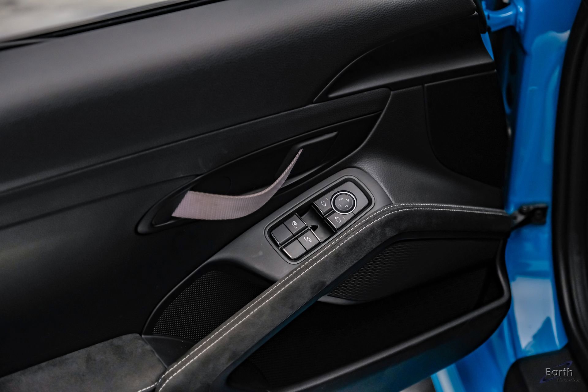 Used 2020 Porsche 718 Cayman GT4 image 93