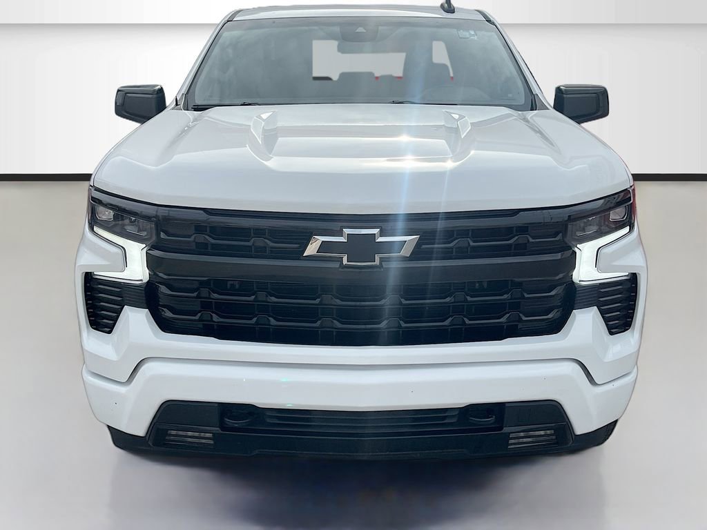 Used 2023 Chevrolet Silverado 1500 RST image 2