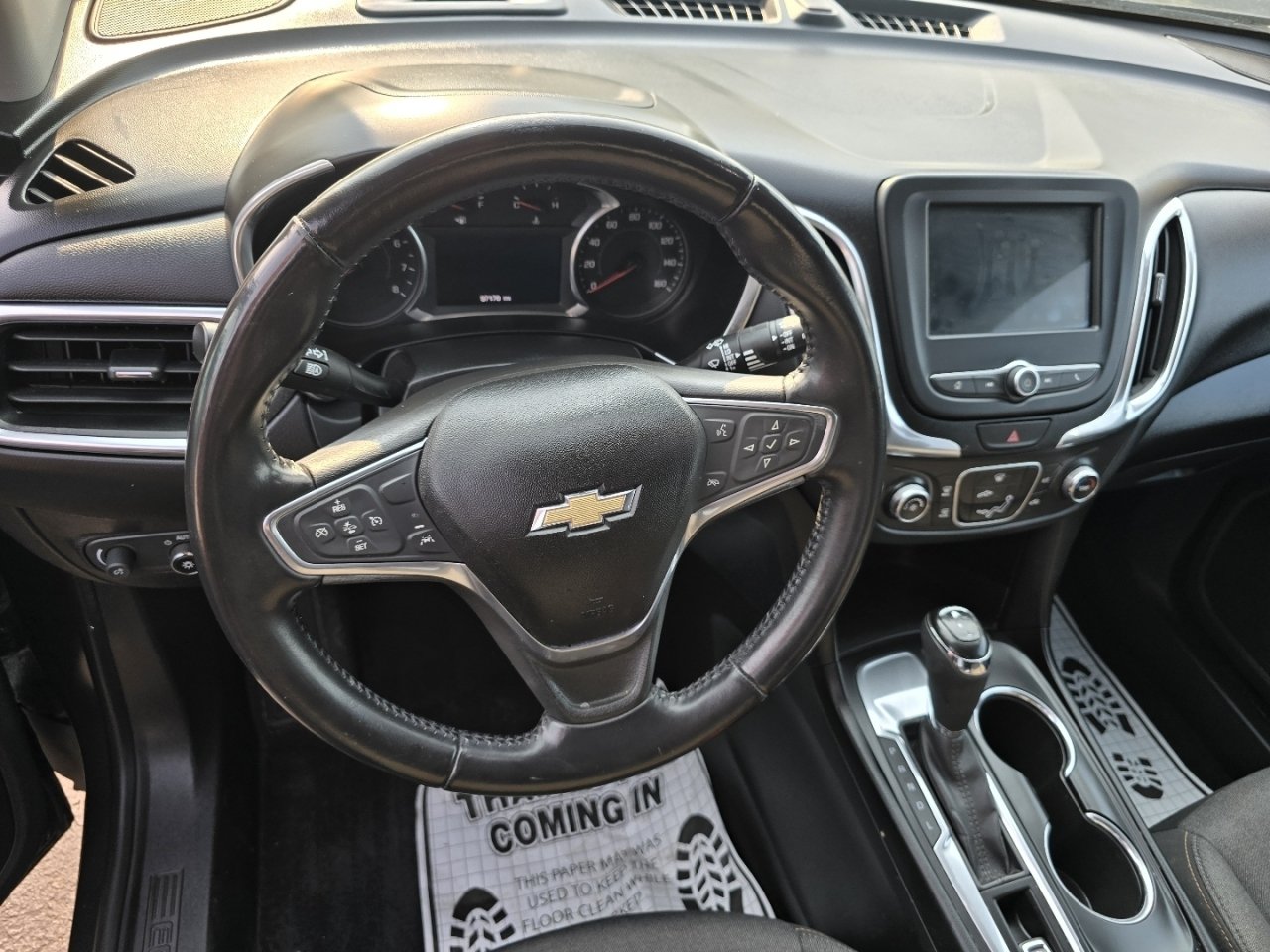 Used 2019 Chevrolet Equinox LT FWD image 16