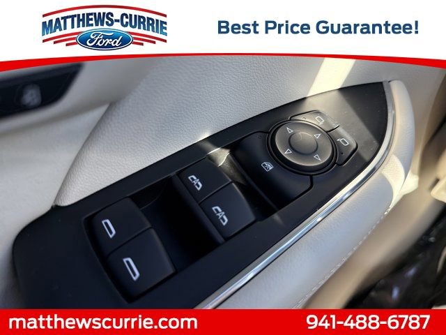 Used 2023 Buick Envision Avenir image 25