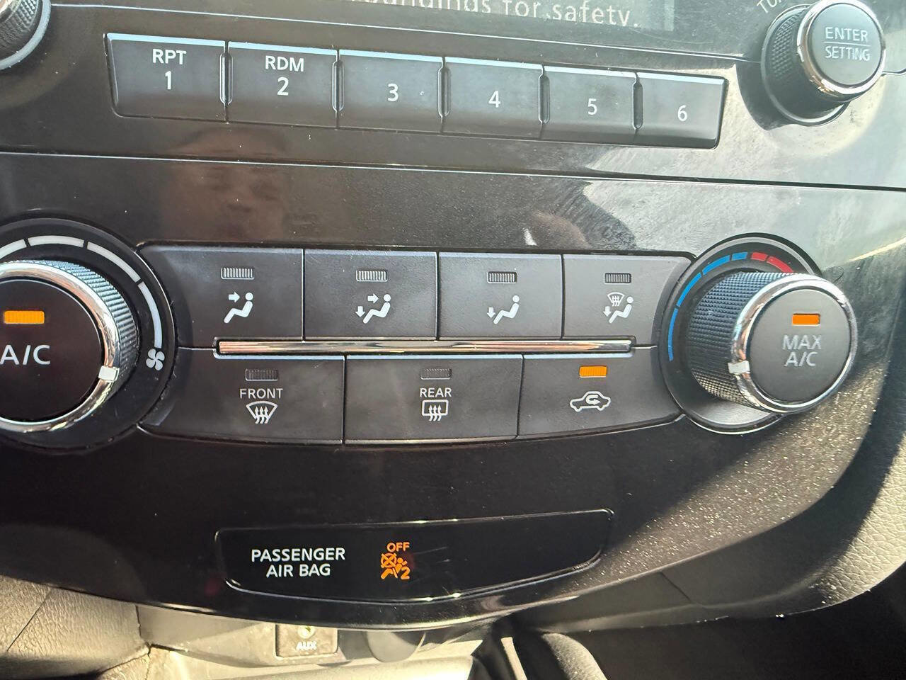 Used 2017 Nissan Rogue S image 38