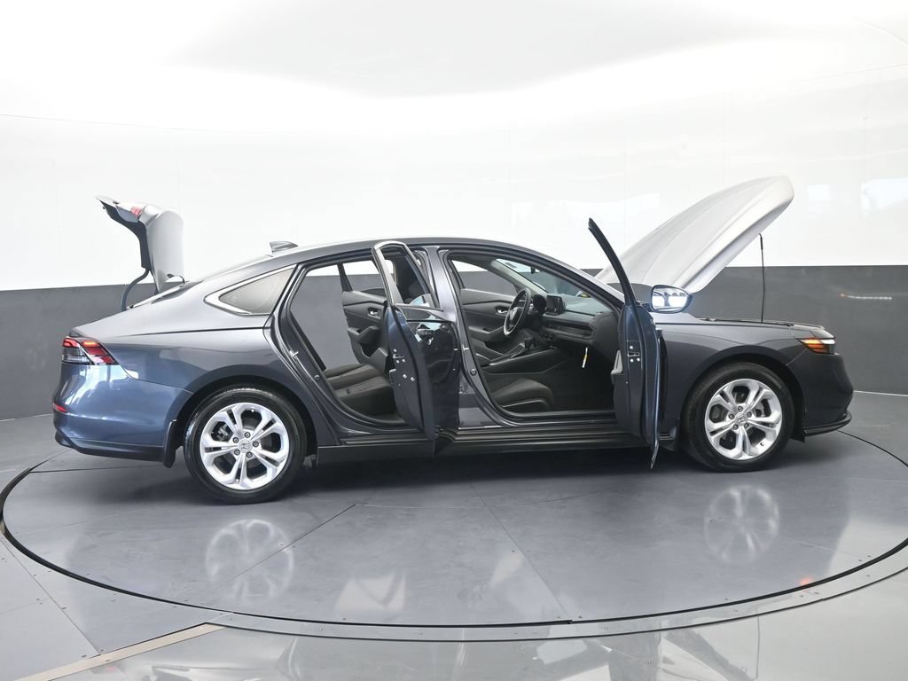 Used 2025 Honda Accord LX image 69