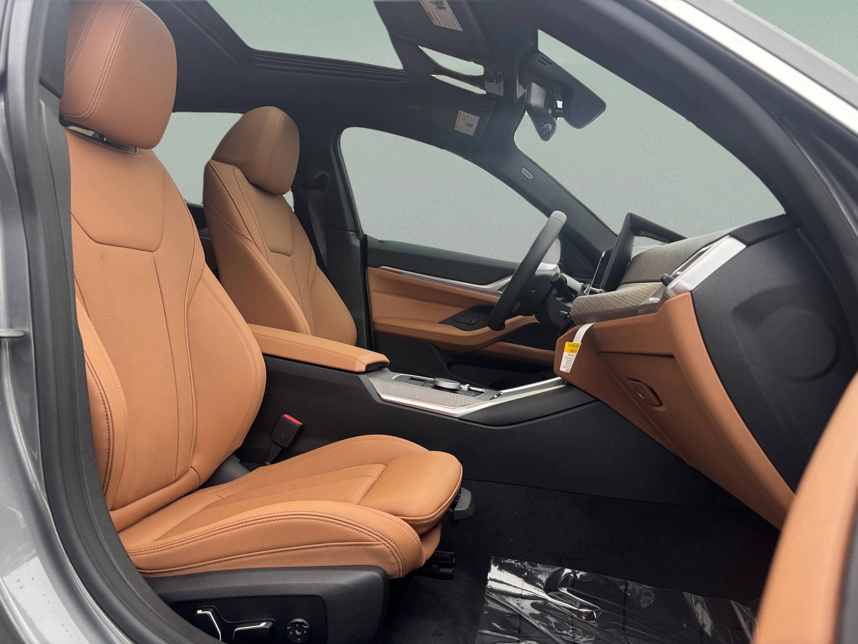 Used 2026 BMW i4 eDrive40 w/ Parking Assistance Package RWD image 22