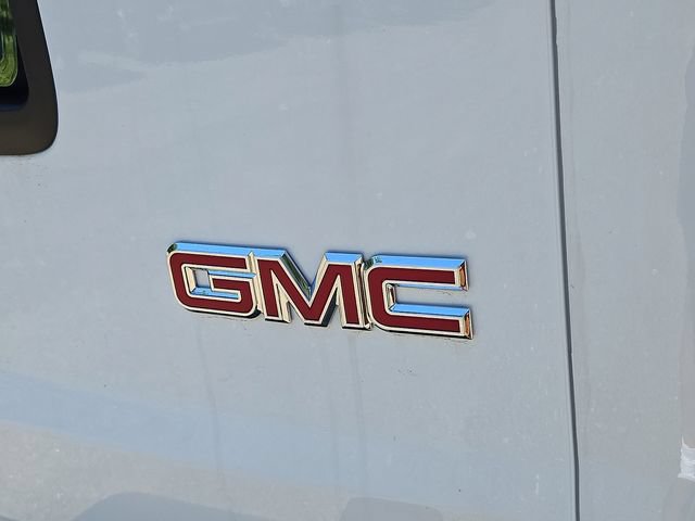 Used 2025 GMC Savana 2500 w/ Driver Convenience Package RWD image 32