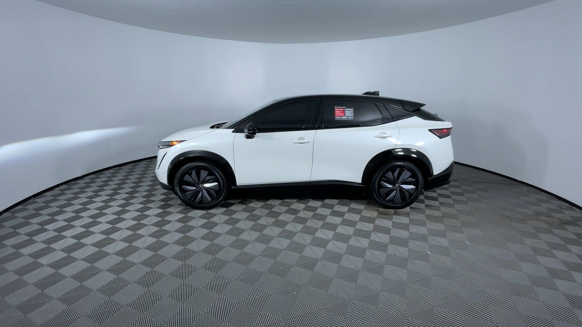 Certified 2023 Nissan Ariya image 6