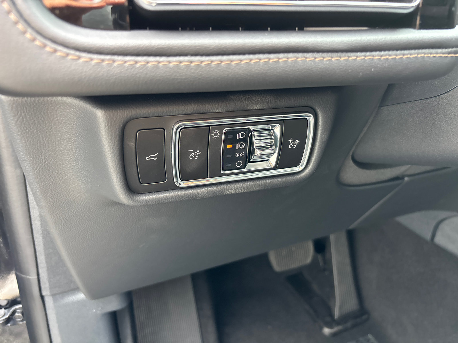 New 2026 Lincoln Aviator Reserve AWD/4WD image 14