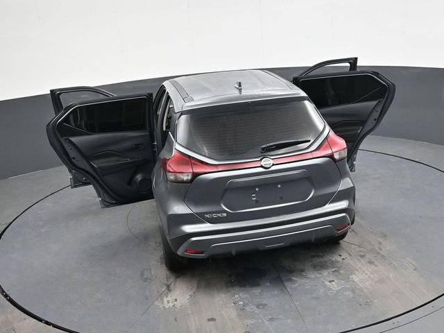 Used 2021 Nissan Kicks S image 38