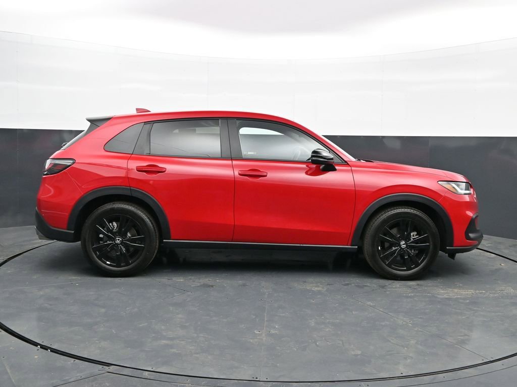 Certified 2026 Honda HR-V Sport image 9