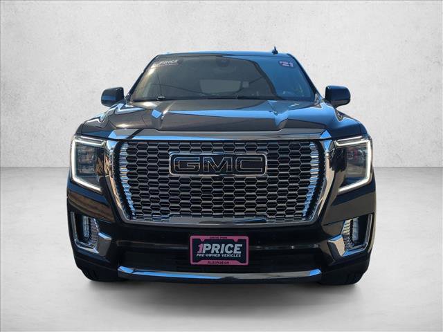 Used 2021 GMC Yukon Denali w/ Denali Premium Package AWD/4WD image 2
