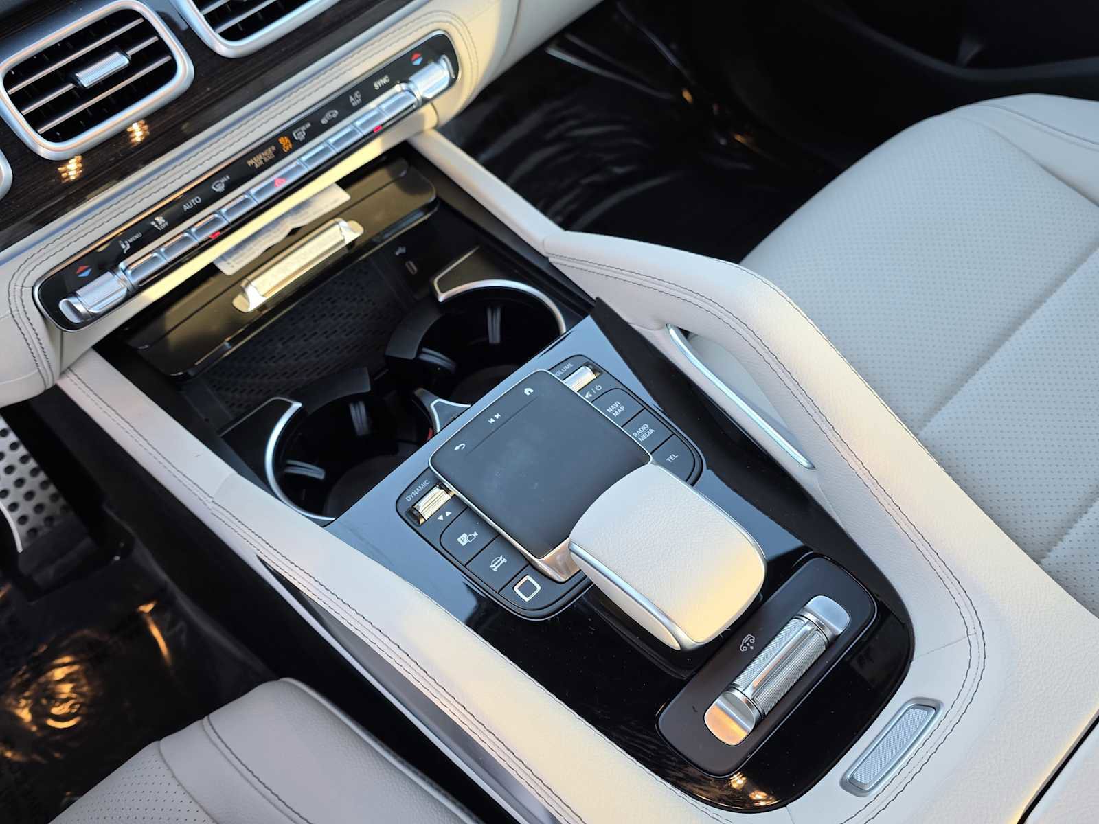 Certified 2025 Mercedes-Benz GLS 450 4MATIC image 19