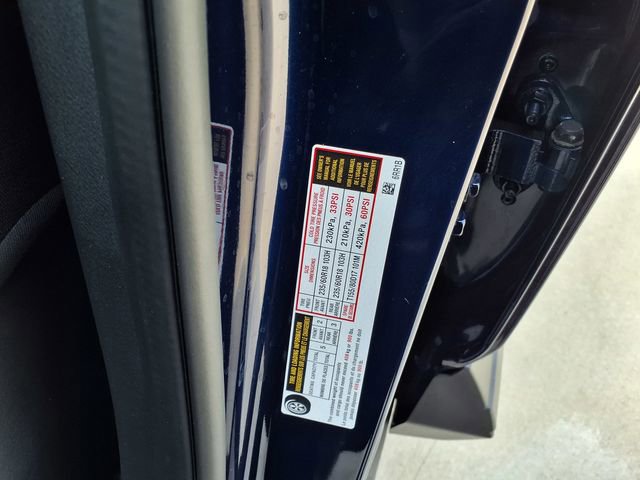 Used 2025 Nissan Rogue SV FWD image 33