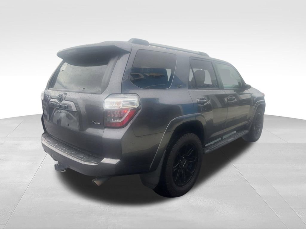 Used 2022 Toyota 4Runner SR5 Premium w/ Moonroof Package RWD image 11