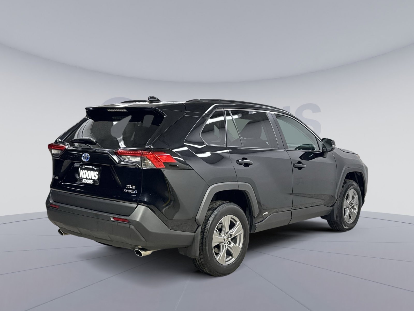 Used 2024 Toyota RAV4 XLE image 12