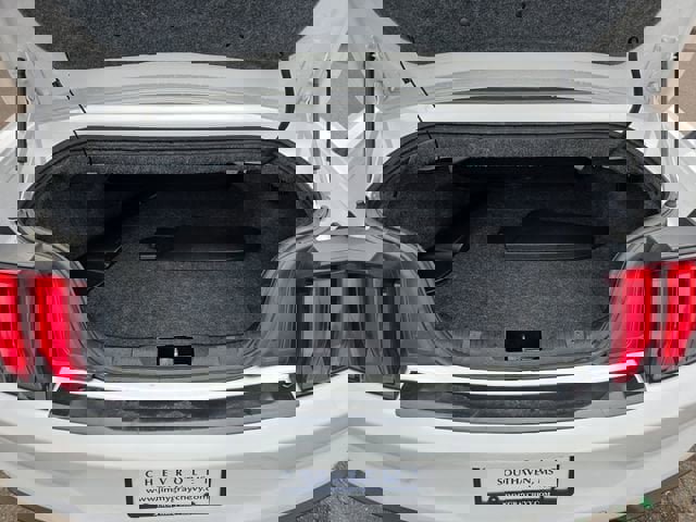 Used 2020 Ford Mustang Premium image 12