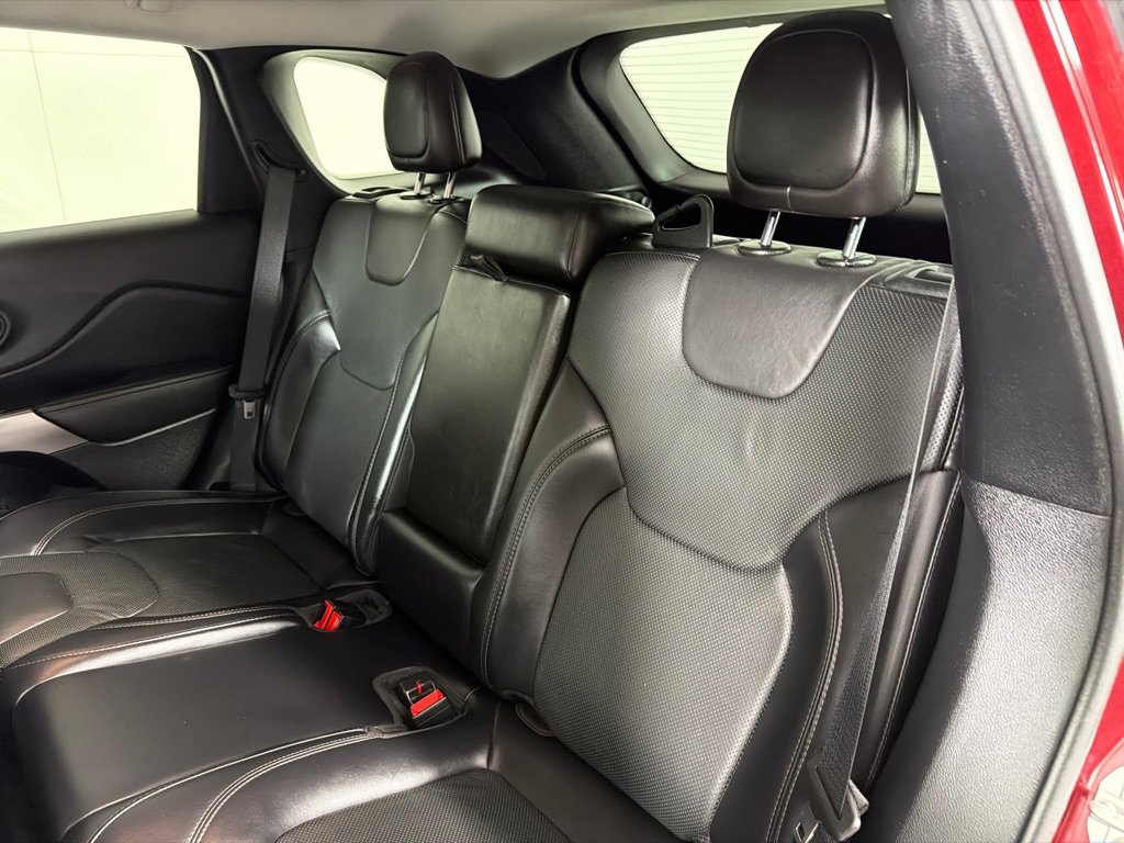 Used 2021 Jeep Cherokee Latitude Lux image 20