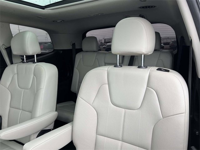 Used 2021 Kia Telluride SX w/ Nightfall Edition Package image 29