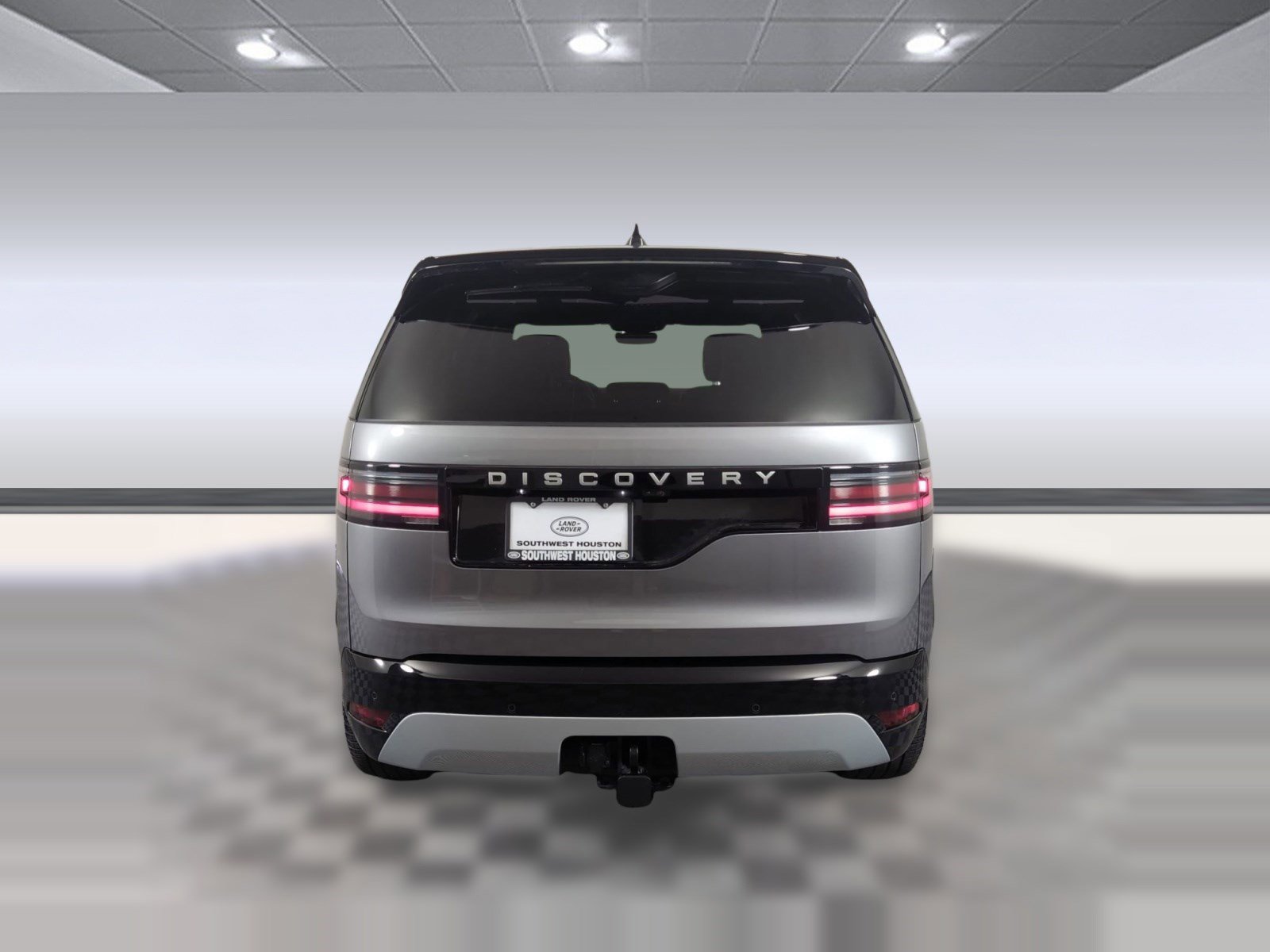 Certified 2025 Land Rover Discovery Metropolitan Edition image 7