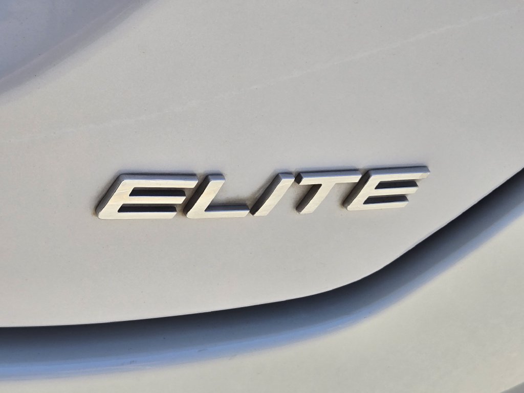 Certified 2023 Honda Pilot Elite image 11