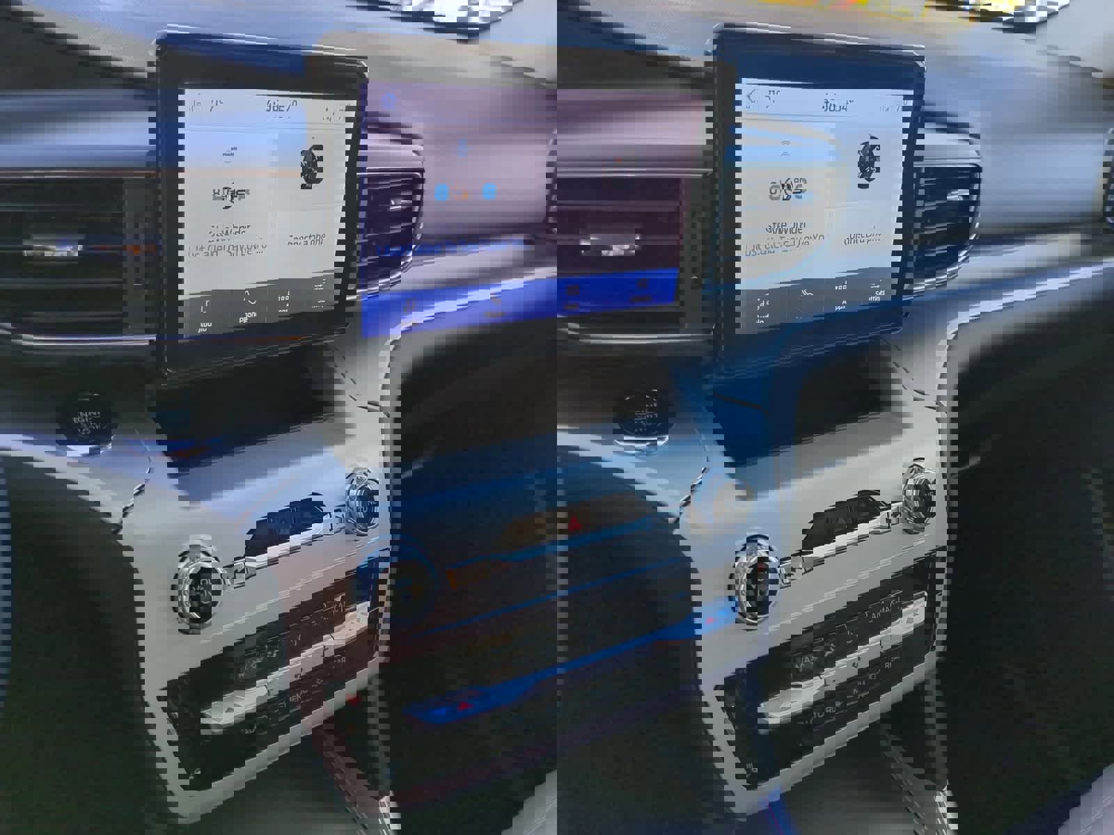 Used 2022 Ford Explorer XLT w/ Equipment Group 202A image 29