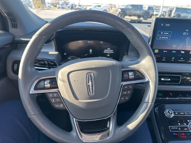 Used 2023 Lincoln Nautilus Reserve w/ Equipment Group 201A image 21