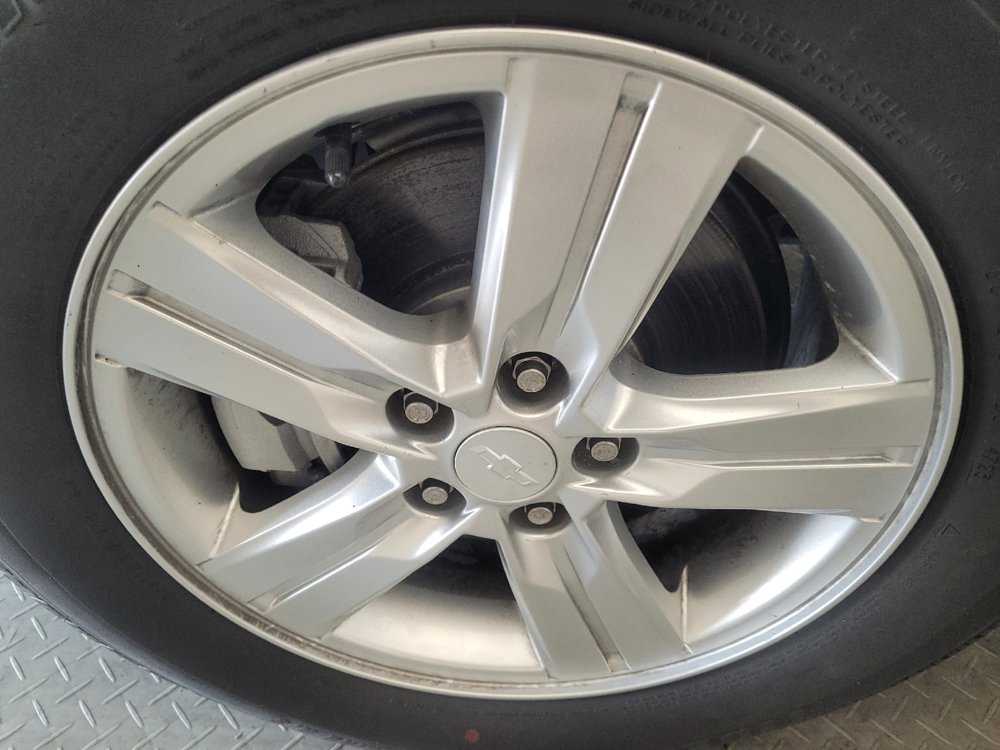Used 2019 Chevrolet Trax LS AWD/4WD image 31