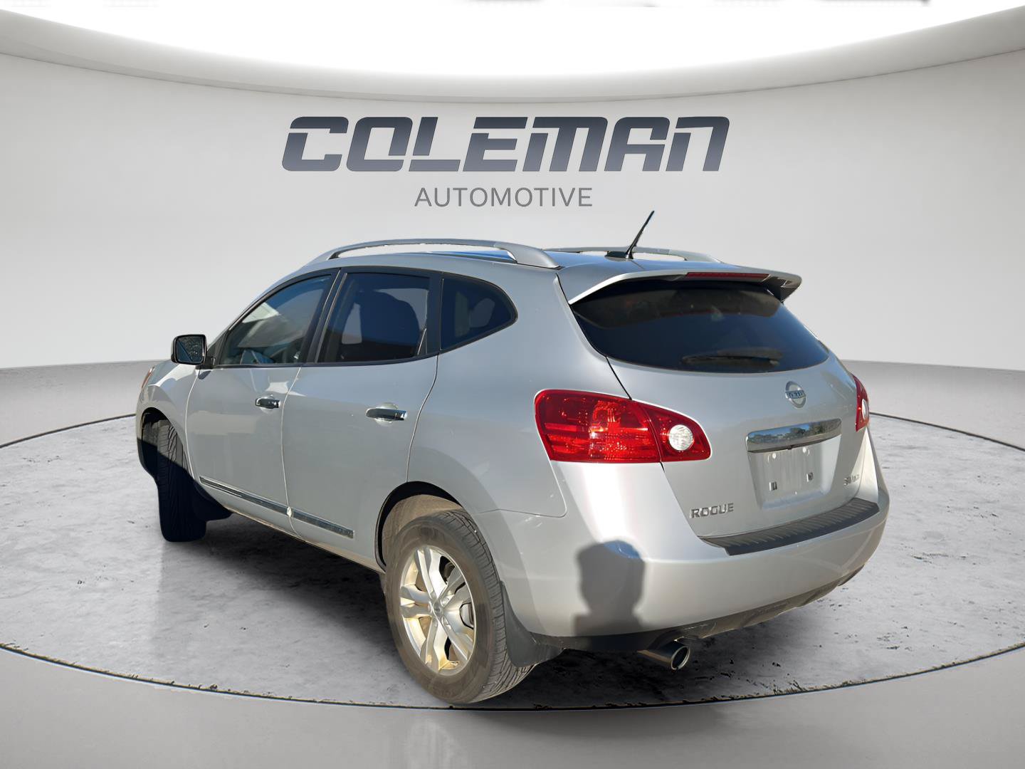 Used 2013 Nissan Rogue SV AWD/4WD image 4