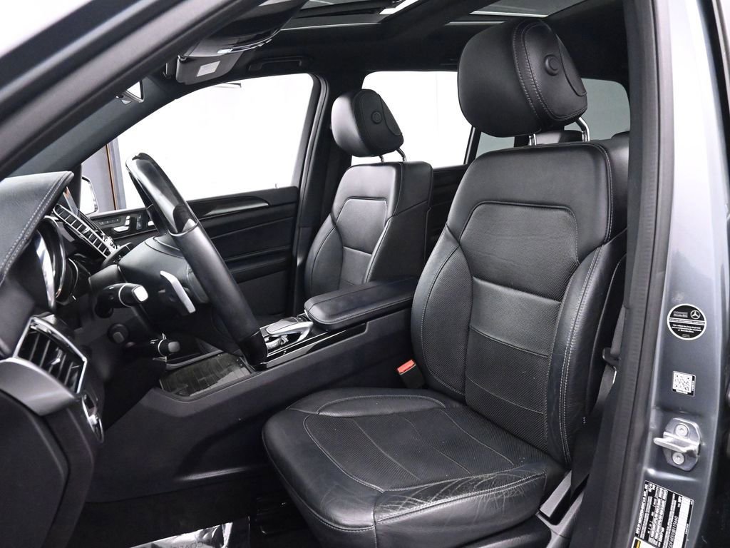 Used 2018 Mercedes-Benz GLS 450 4MATIC w/ Premium Package image 12