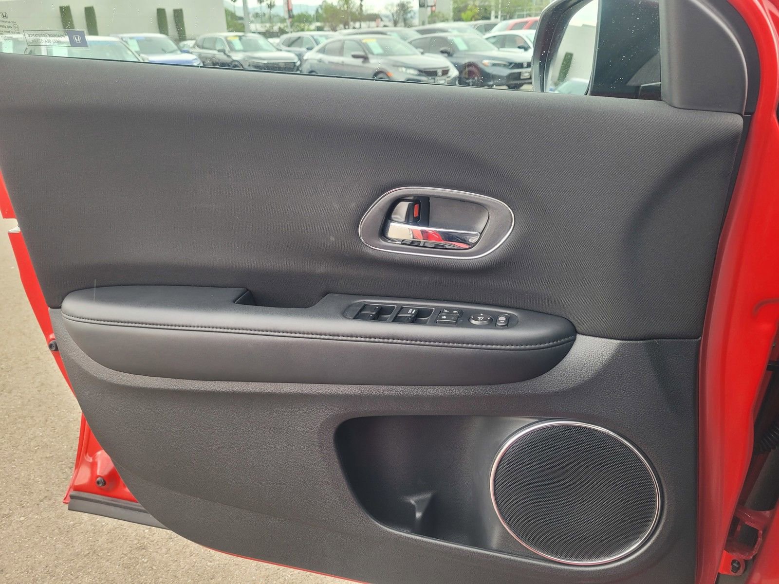 Used 2017 Honda HR-V EX image 18