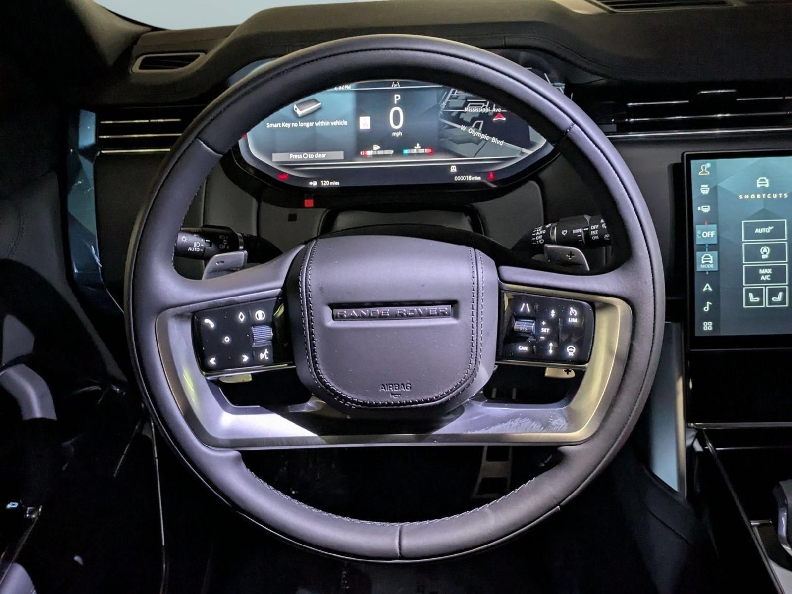 New 2026 Land Rover Range Rover Long Wheelbase SE AWD/4WD image 17